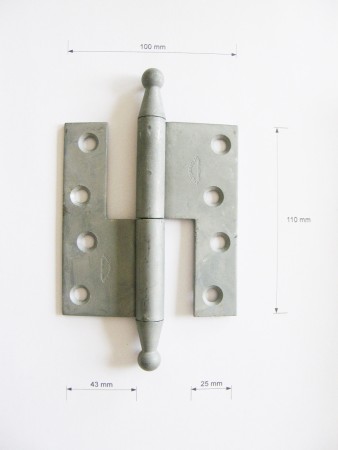 Dørhengsel med Norgesknopp, høyde uten knopp 110 mm. Varmgalvanisert.